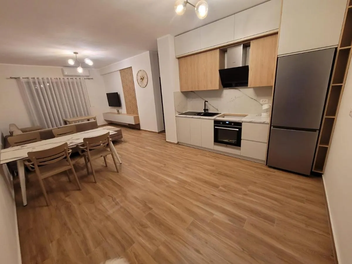 Newborn Suite Apartments Vlorë
